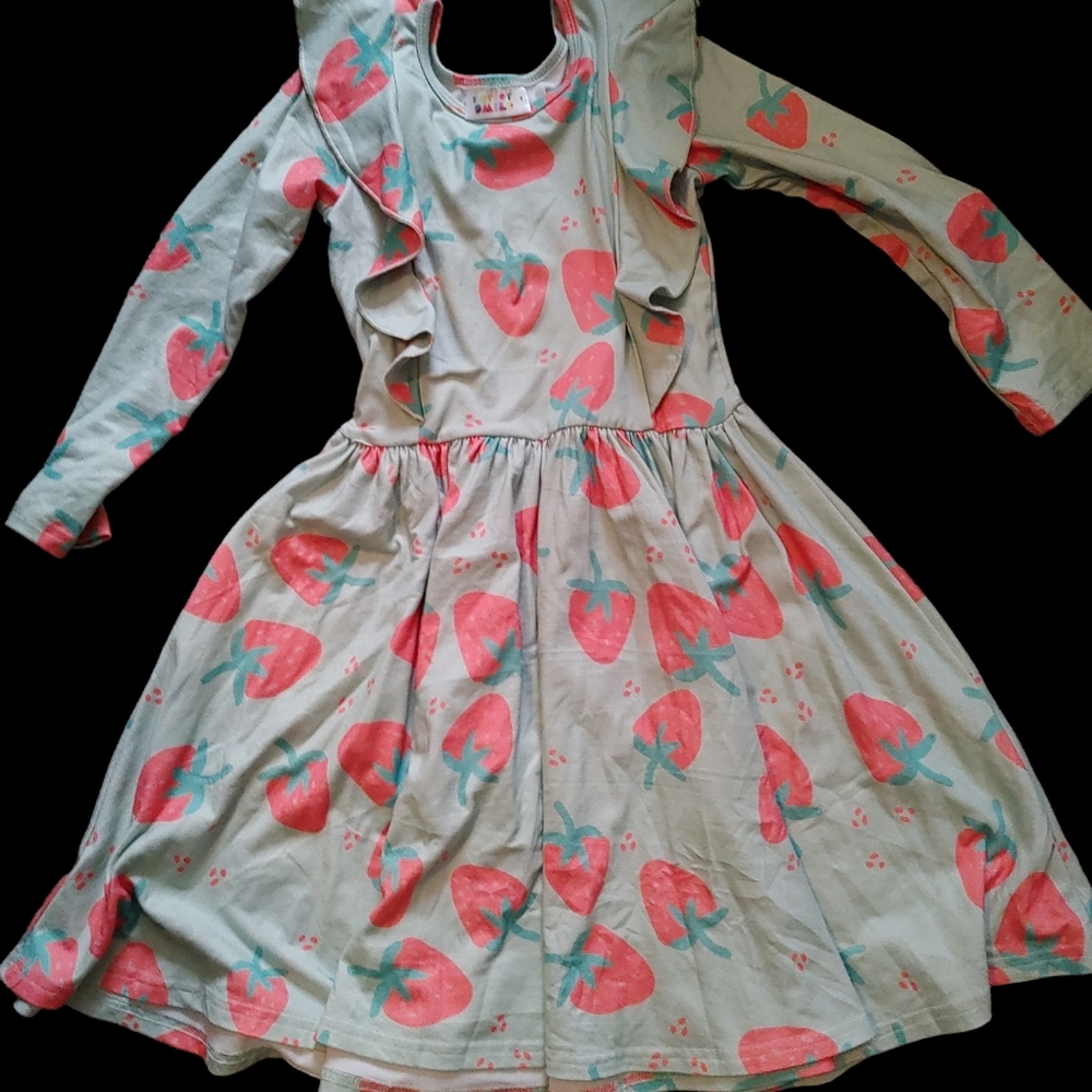 Lot of Dot Dot Smile girls size 7 dresses and leggings